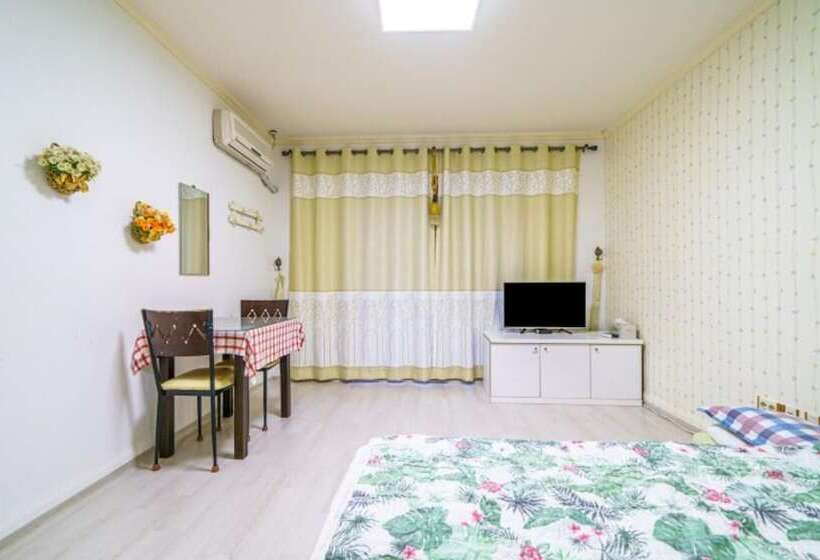 Yangyang Seorakdaemunteo Pension