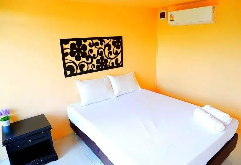 Hotelli Baan Lung Yod Resort Keangkrachan