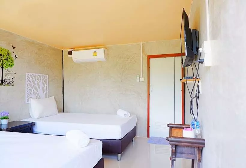 Hotelli Baan Lung Yod Resort Keangkrachan