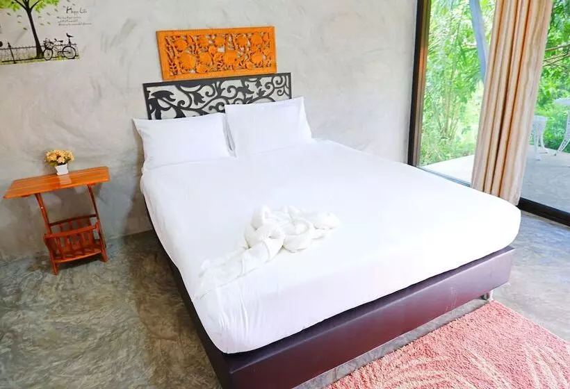 Hotelli Baan Lung Yod Resort Keangkrachan