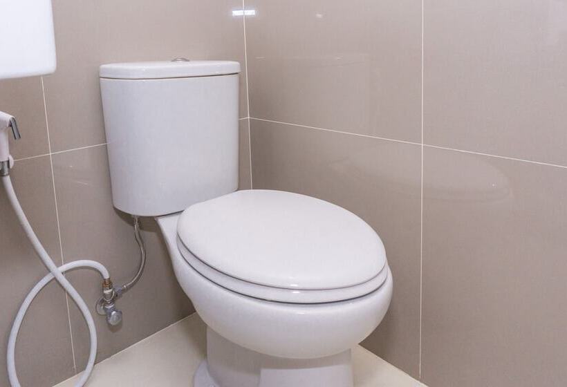 호텔 Reddoorz @ Tambolaka Sumba