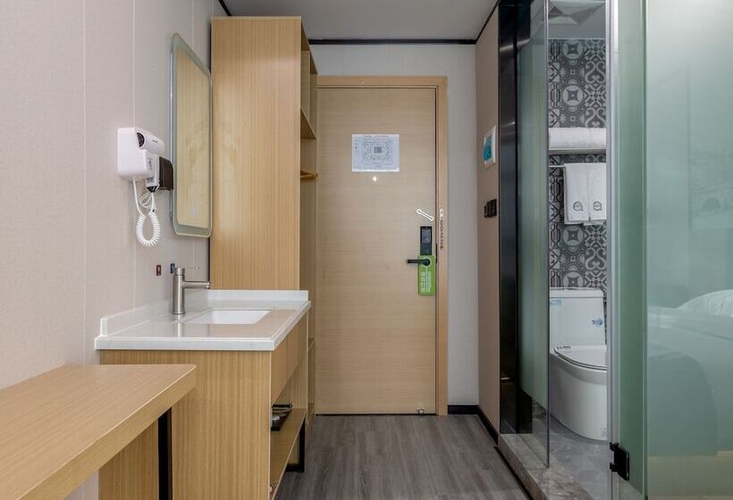 Yimi Hotel Wuyang New Town