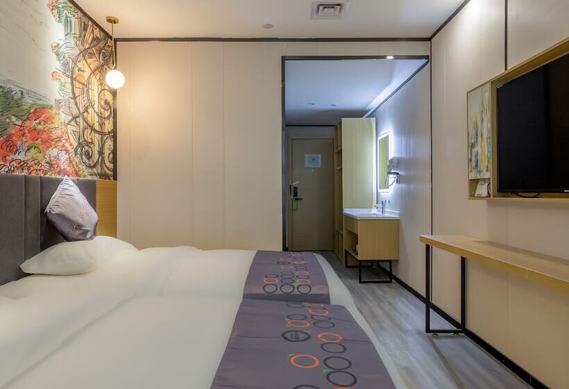 Yimi Hotel Wuyang New Town