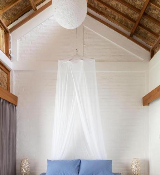 צימר Pool House Studios