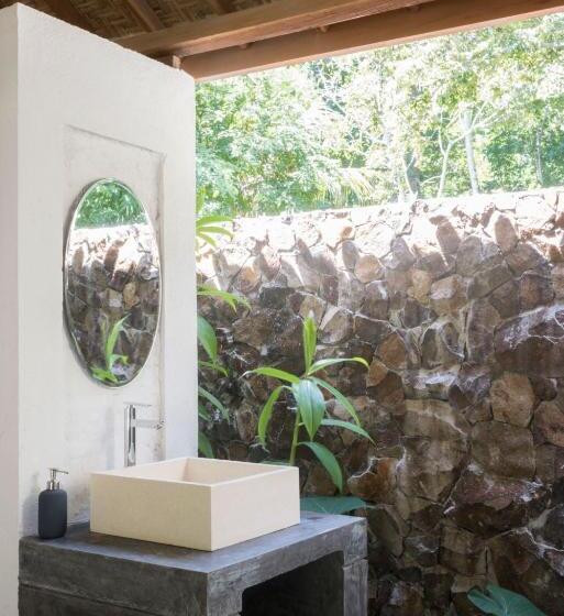 צימר Pool House Studios