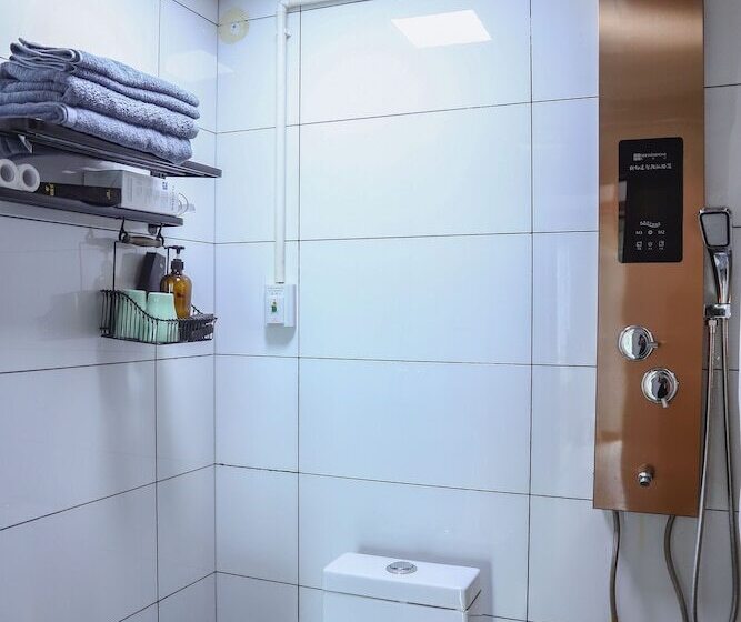 Hotel Pingyao Shiyueshi Inn