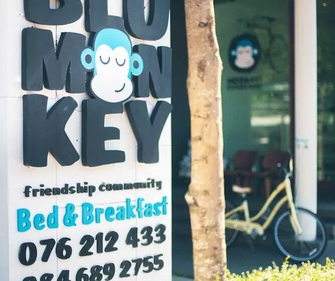 Albergue Blu Monkey Bed & Breakfast Phuket