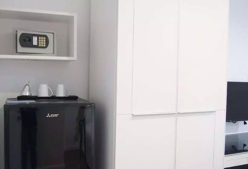 Albergue Blu Monkey Bed & Breakfast Phuket