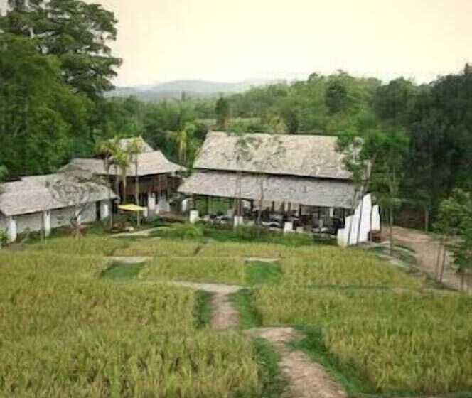 Baanrai Lanna Resort