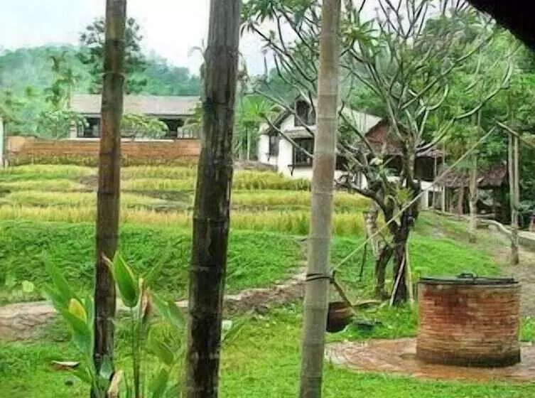 Baanrai Lanna Resort