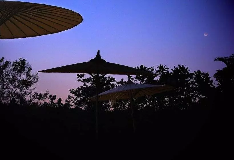 Baanrai Lanna Resort