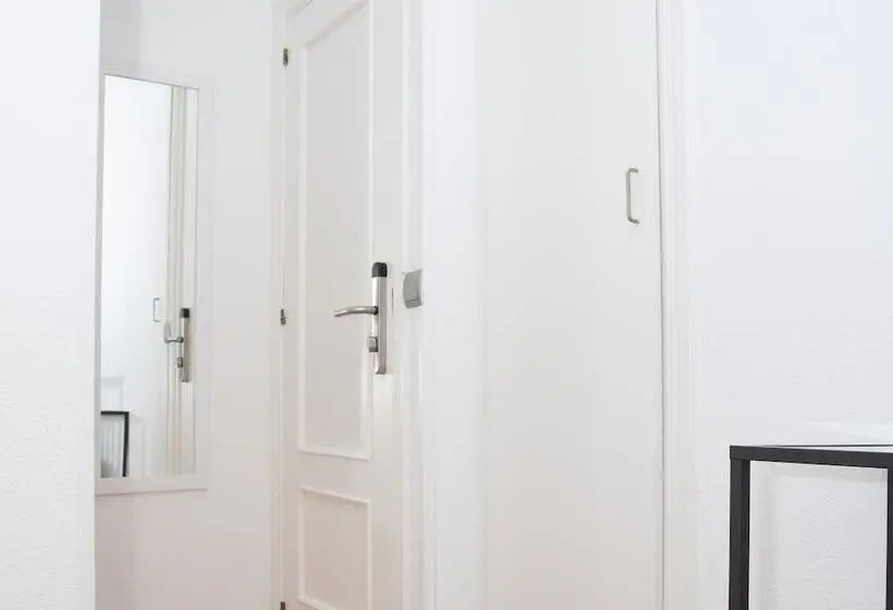 Hostal Tokio