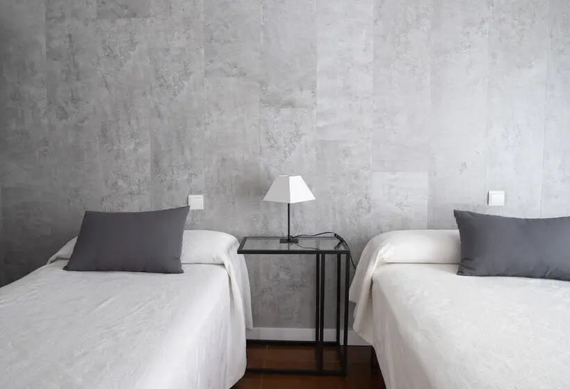 Hostal Tokio