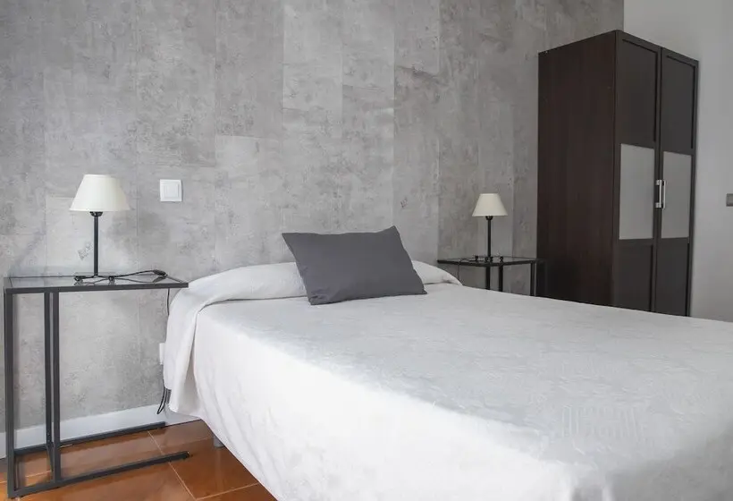 Hostal Tokio
