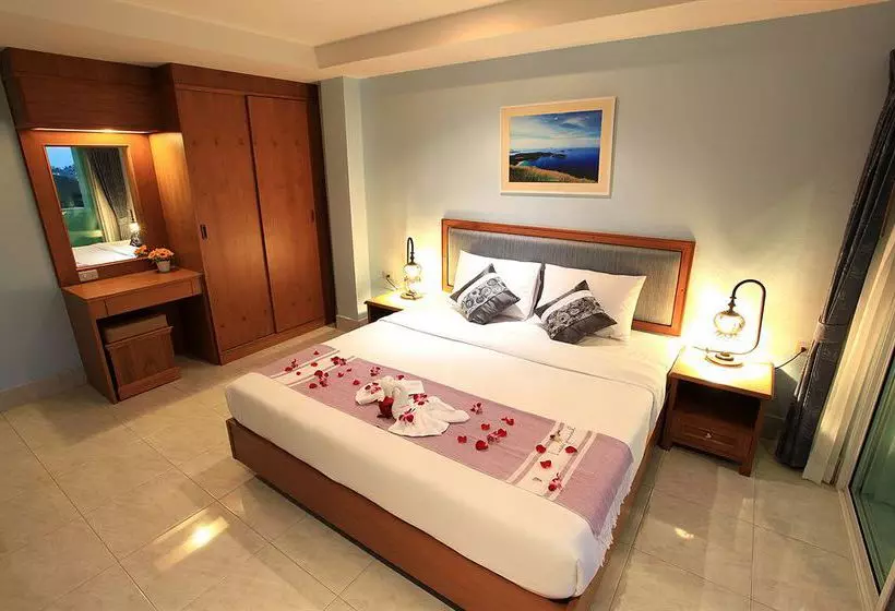 ホテル Baan Halle Hallo