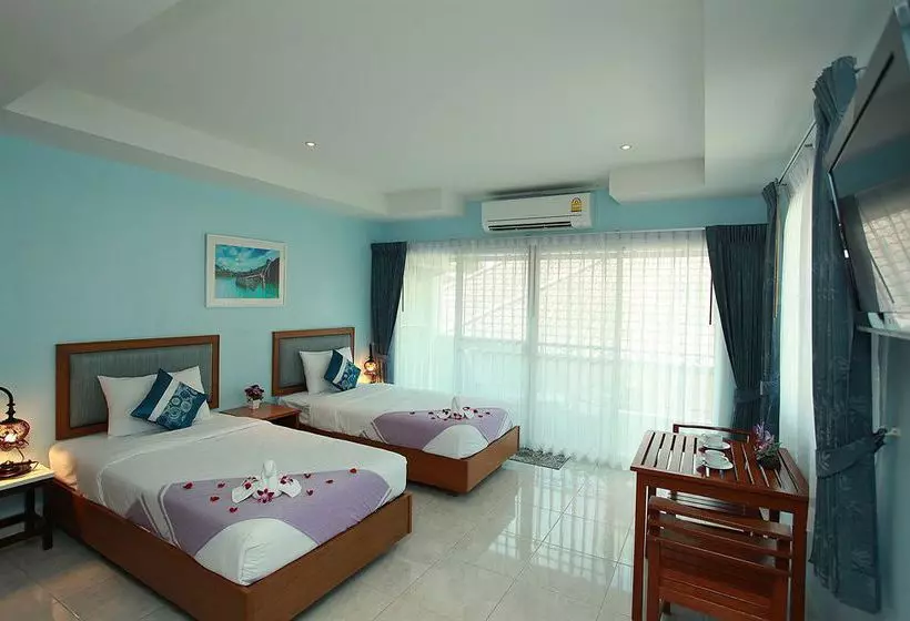 ホテル Baan Halle Hallo