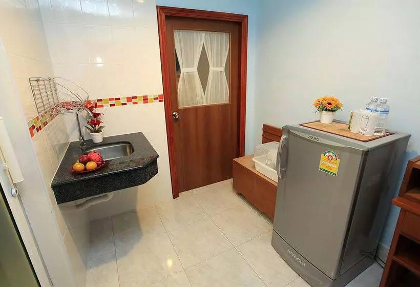 ホテル Baan Halle Hallo