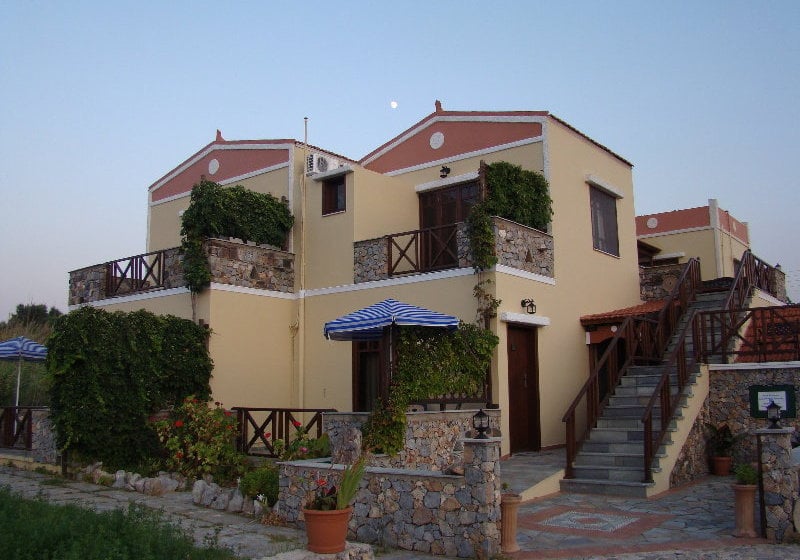 ホテル Drapania Beach Marinakis