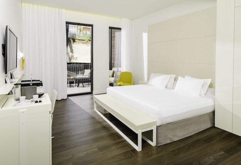 هتل H10 Urquinaona Plaza