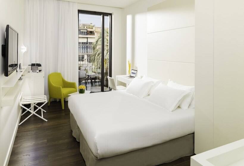 هتل H10 Urquinaona Plaza