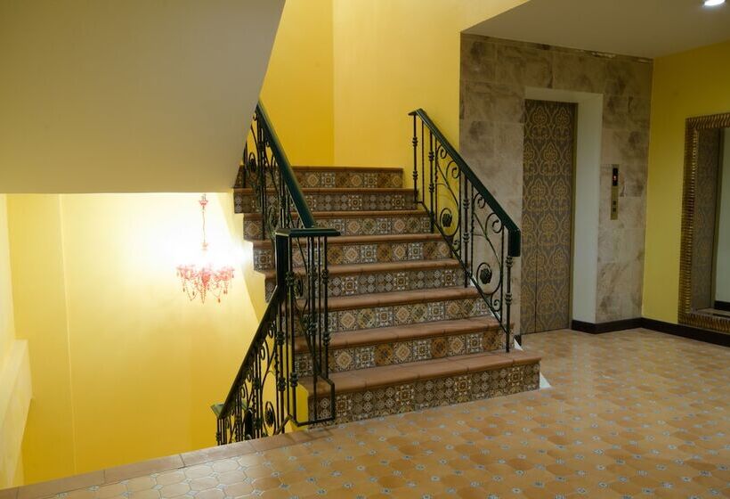 هتل Khaosan Palace