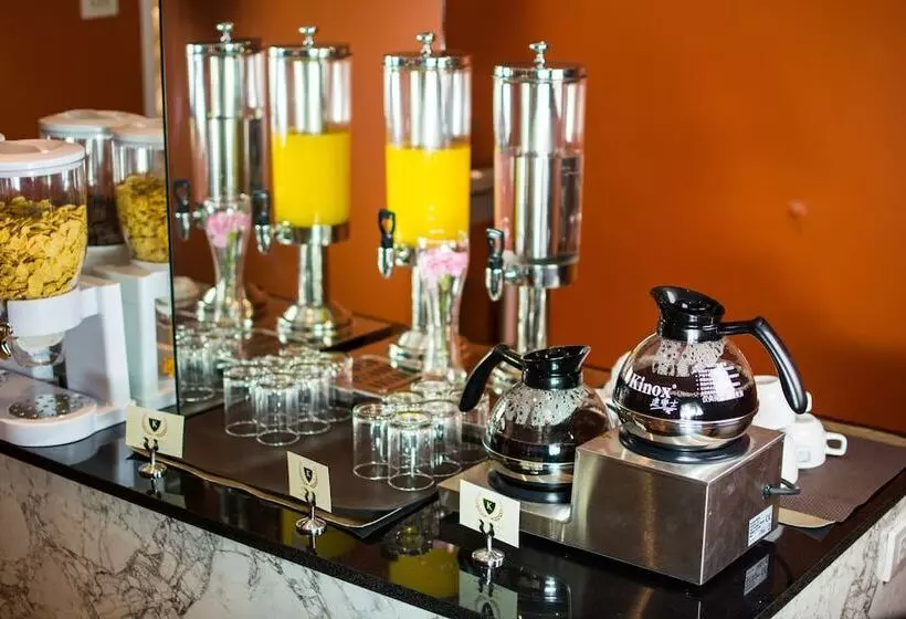 هتل Khaosan Palace