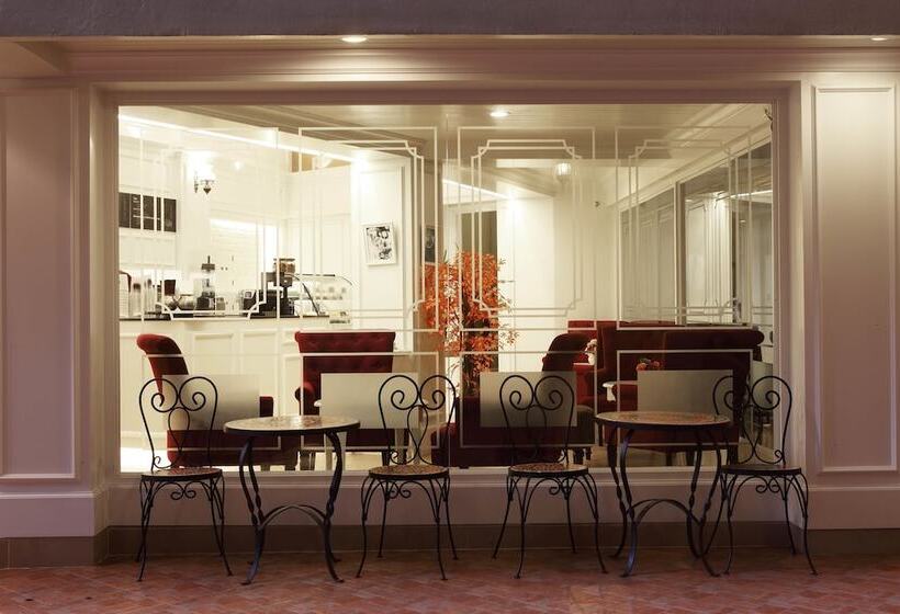 هتل Khaosan Palace