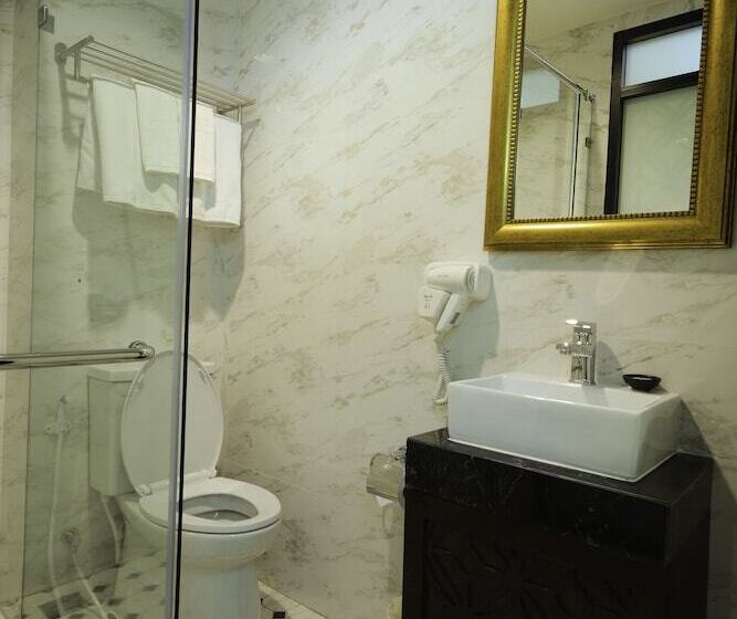 هتل Khaosan Palace