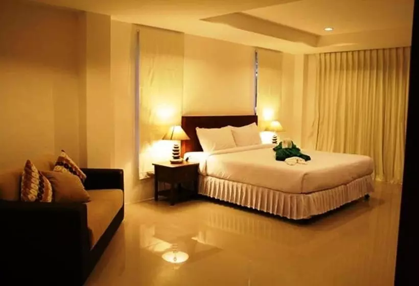 호텔 Kirati Beach Resort