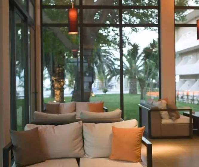 호텔 Long Beach Resort