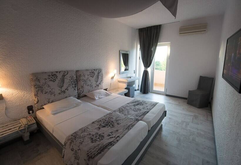 酒店 Long Beach Resort