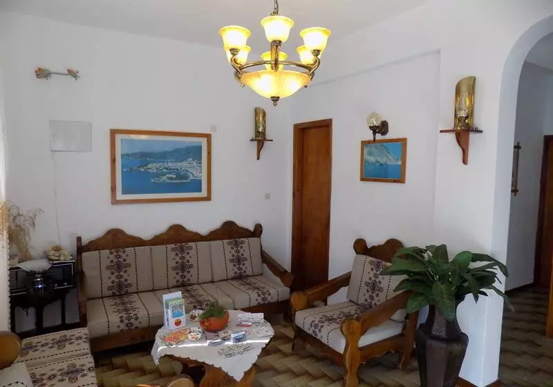 酒店 Pension Margarita