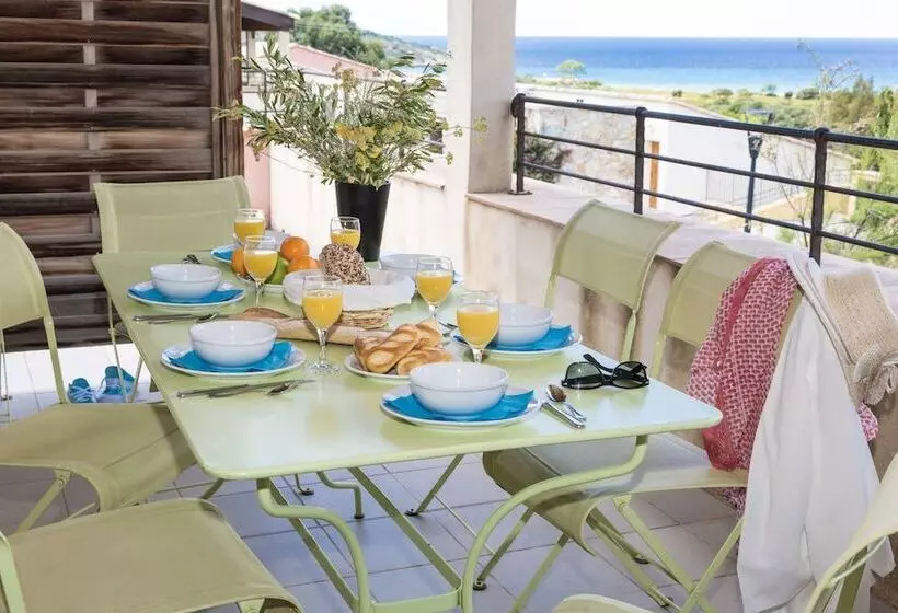 Отель Résidence Odalys Les Hameaux De Capra Scorsa