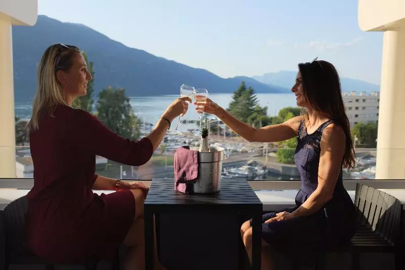 هتل & Spa Marina D Adelphia