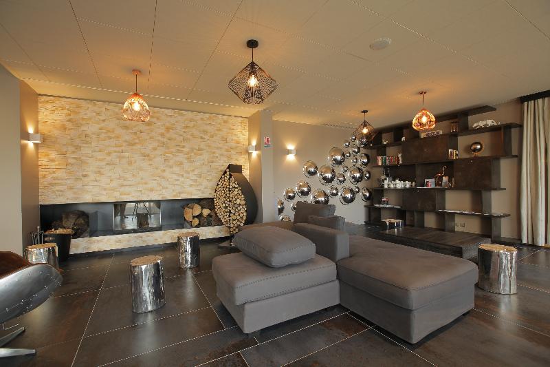 هتل & Spa Marina D Adelphia