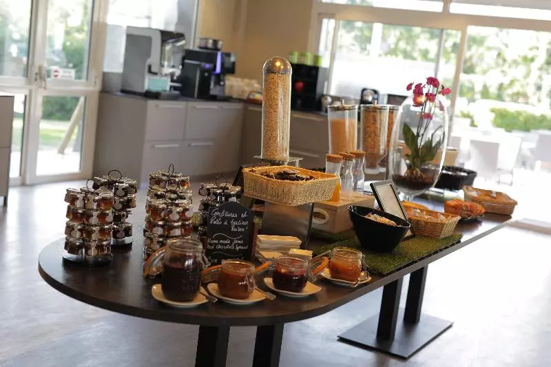 هتل & Spa Marina D Adelphia