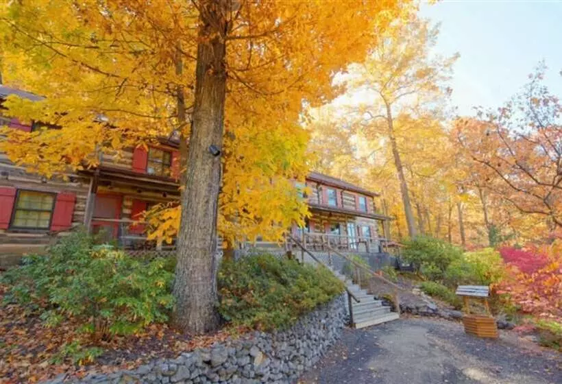 ホテル Sugar Tree Inn