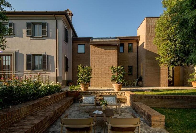 Roccafiore Wine Resort & Spa