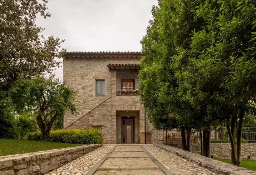 Roccafiore Wine Resort & Spa