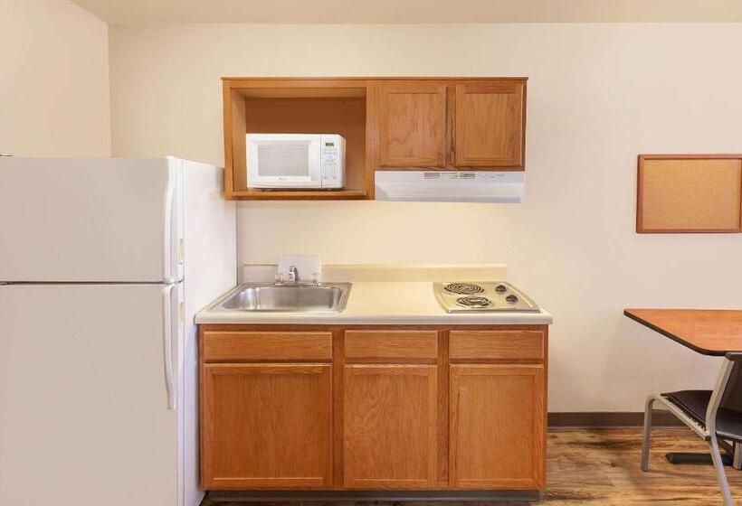 Woodspring Suites Des Moines Pleasant Hill