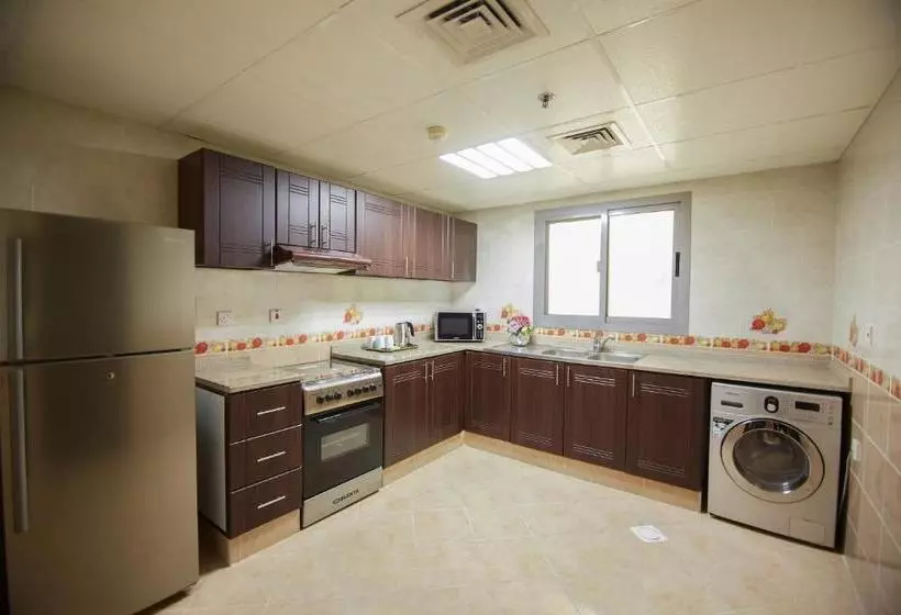 Dream City Hotel Apartments Llc