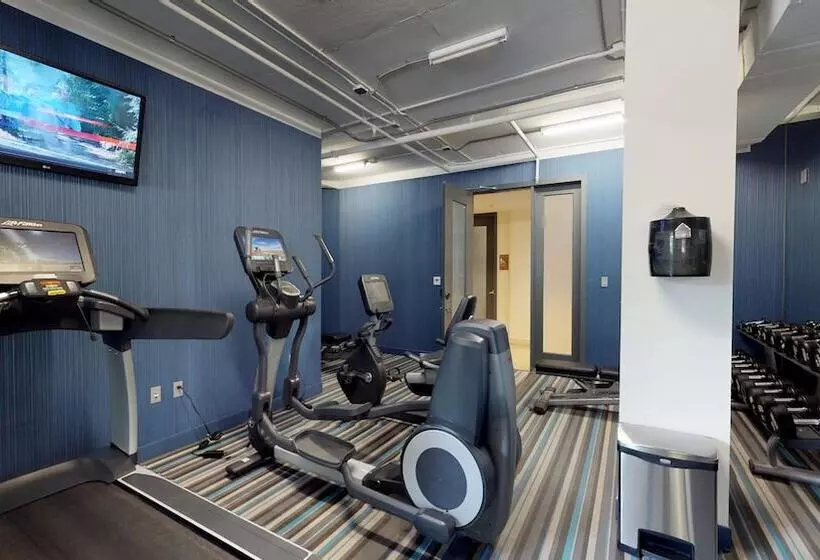 Отель Aloft Miami  Brickell