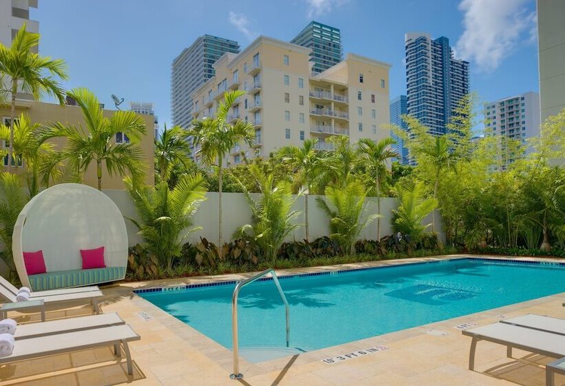 هتل Aloft Miami Brickell
