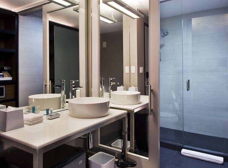 هتل Aloft Miami Brickell