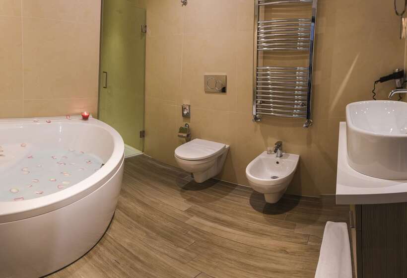 Best Western Plus Hotel Modena Resort