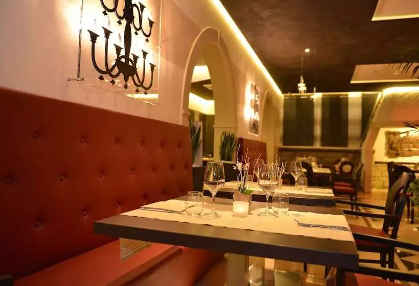 Best Western Plus Hotel Modena Resort