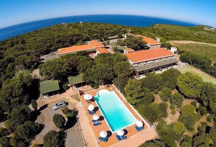 هتل Club Mezzaluna