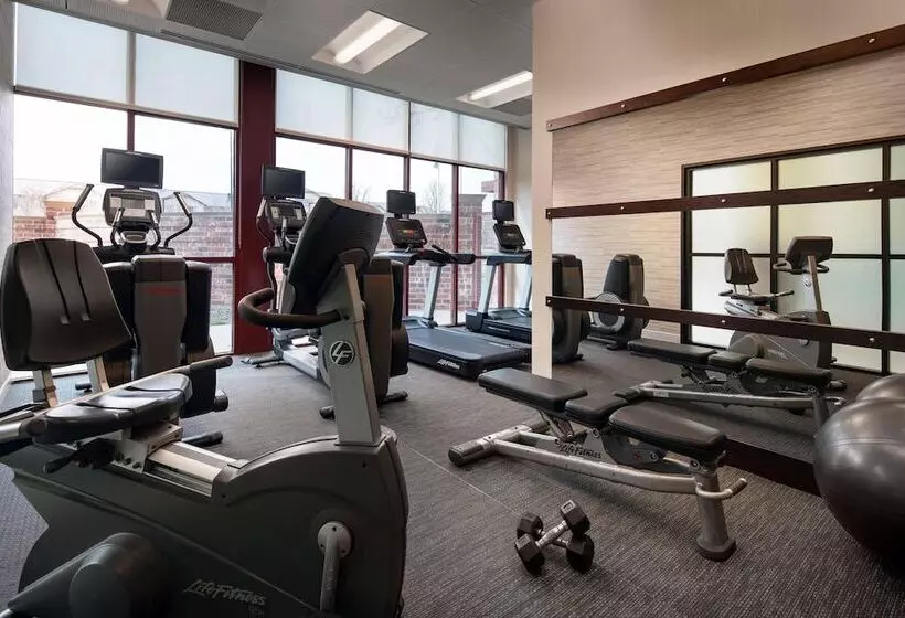 هتل Courtyard By Marriott Denver Airport