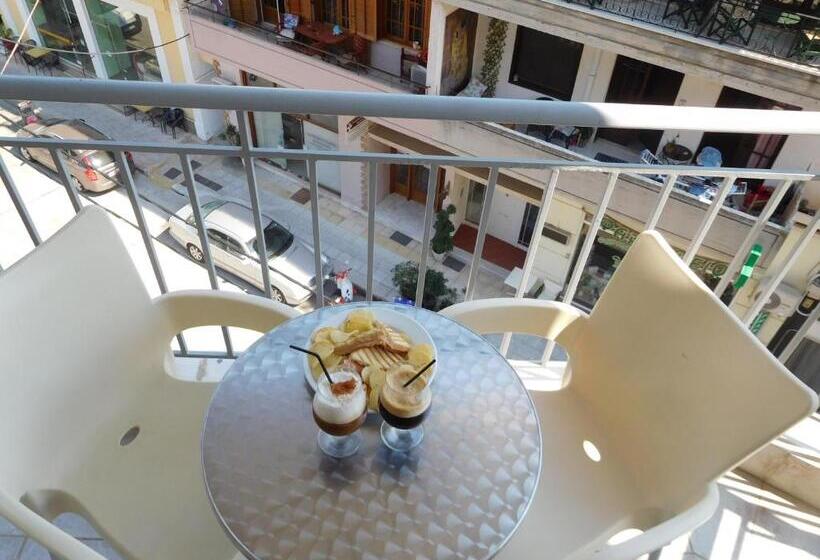 בית מלון כפרי Efstratios