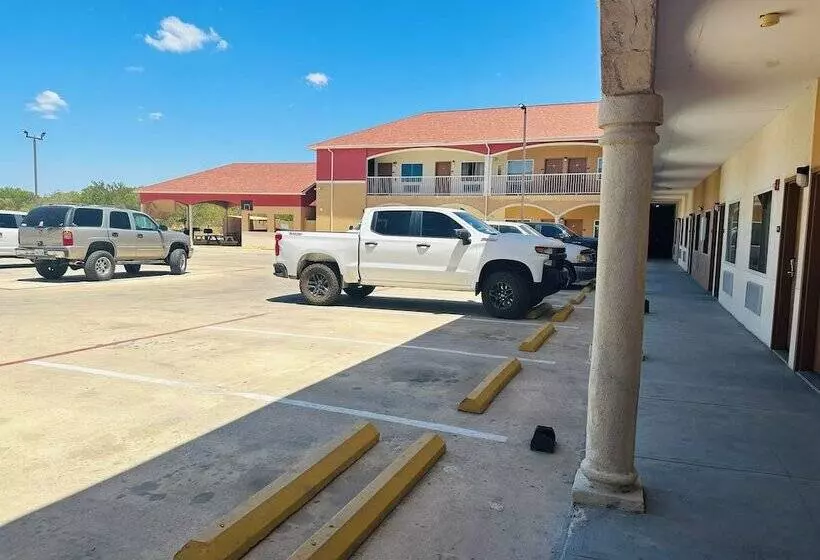 호텔 Executive Inn & Suites